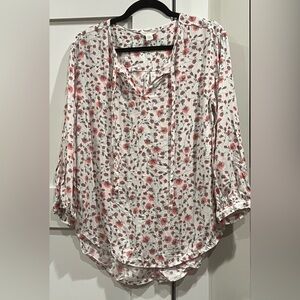 NWOT Caslon Floral Print Split Neck Shirt in Ivory Pink Boudoir - Size S